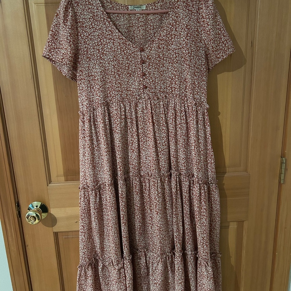 JODIFL Floral Midi Dress - Dusty Rose and White